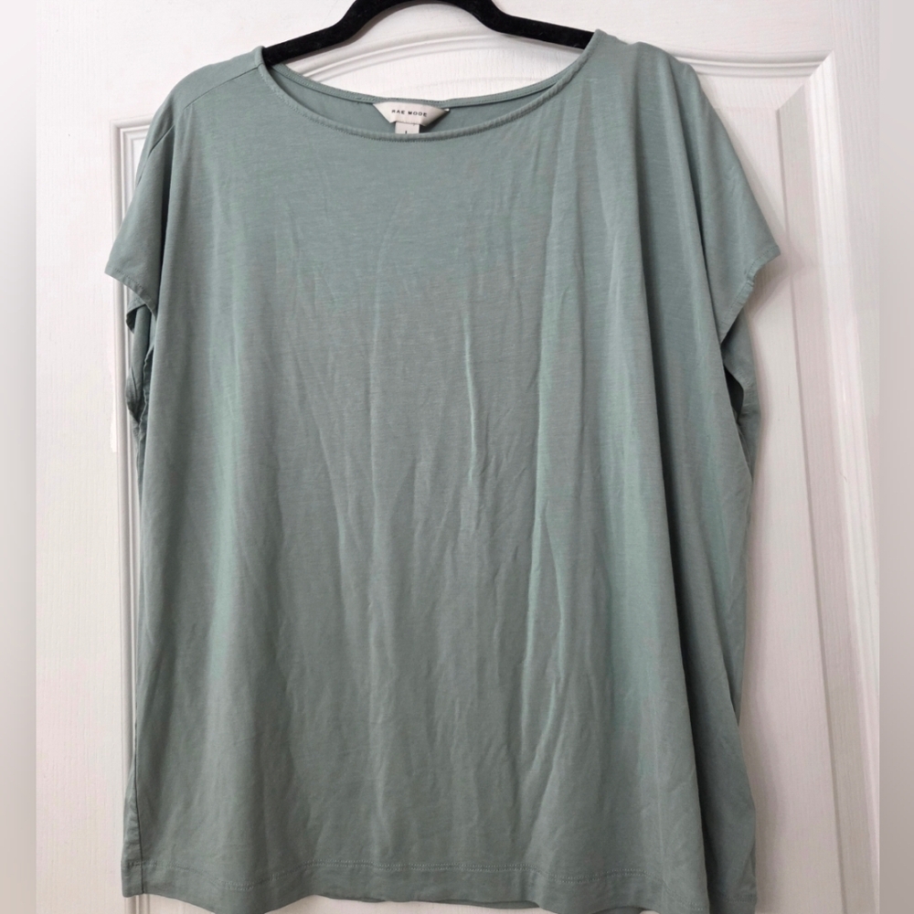 NWOT Rae Mode Women's Relaxed Fit Scoop Neck Top - Green Sz L - Picture 2 of 4